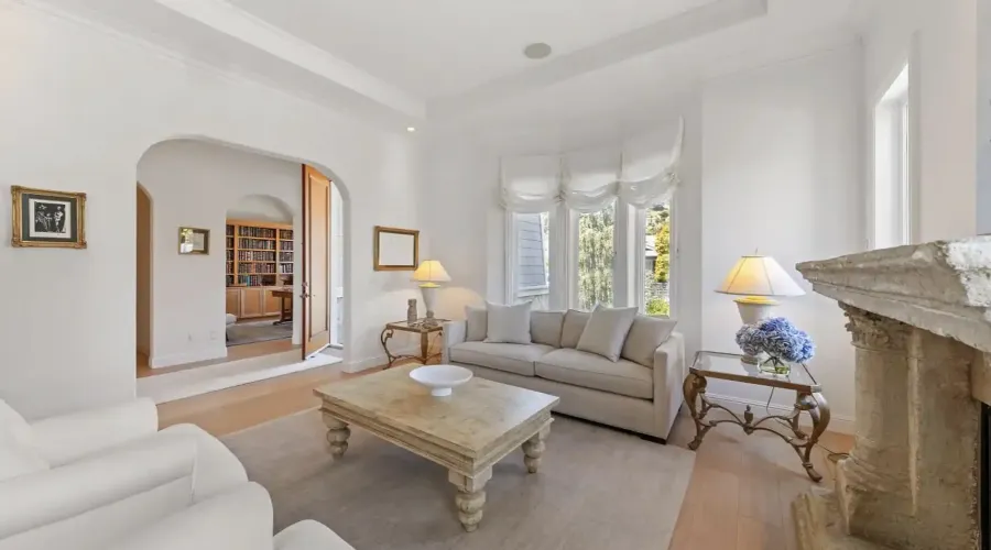 220 Jamaica Street, Tiburon, California, United States, 4 Bedrooms Bedrooms, ,3 BathroomsBathrooms,Residential,For Sale,1919083